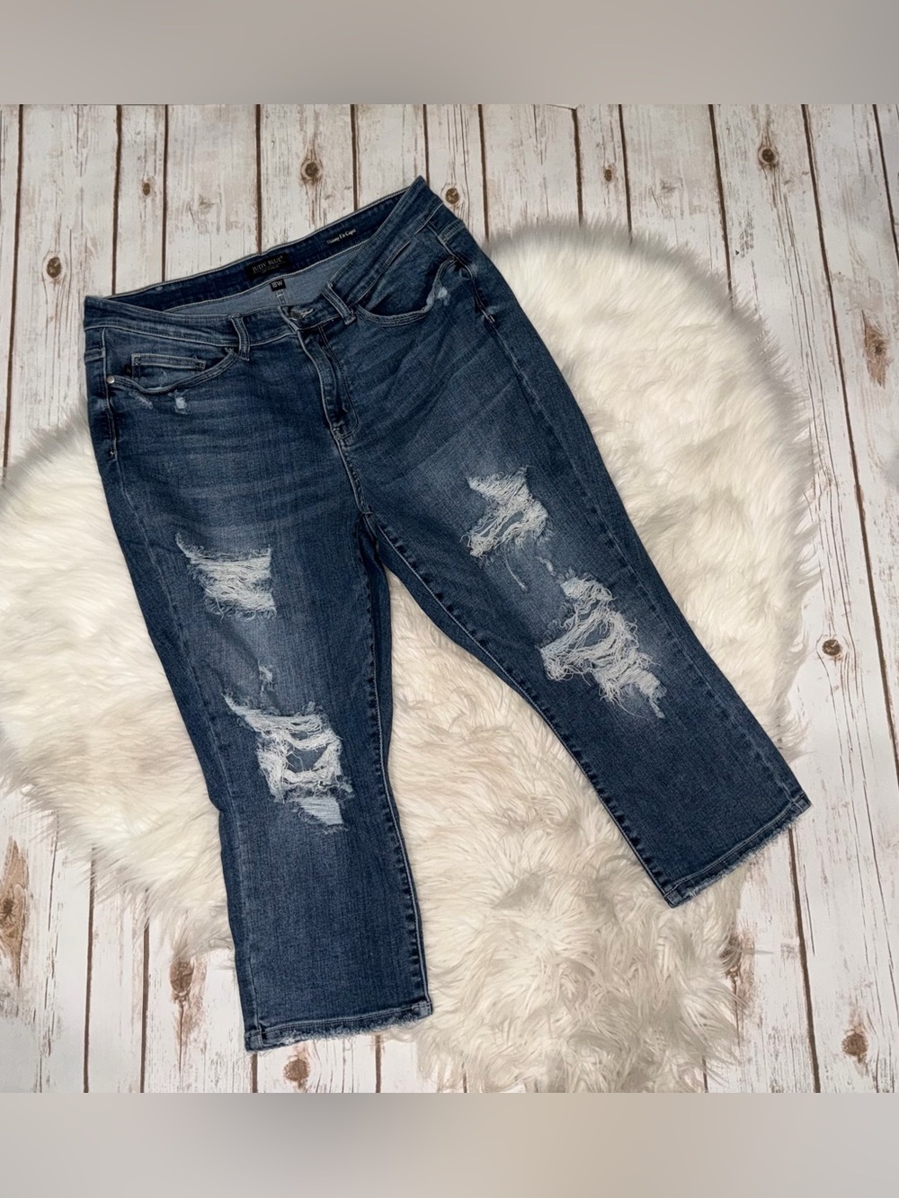 Judy Blue Distressed Skinny Fit Capri Jeans Women's 18W, Blue Denim